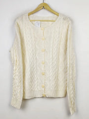 Buy online pre-used pre-loved 100% authentic & Original branded Unknown Brand (LS-11650) available in Pakistan. Top international brands avilable.