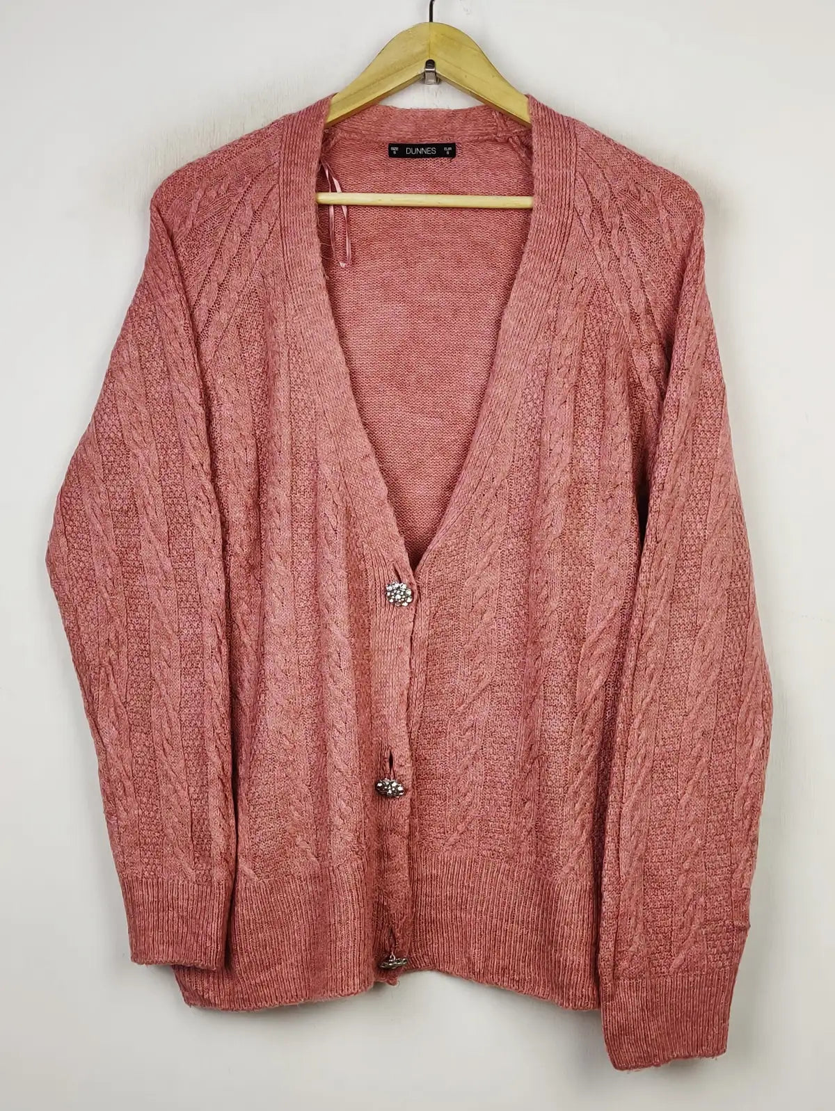 Buy online pre-used pre-loved 100% authentic & Original branded Dunnes Stores (LS-11656) available in Pakistan. Top international brands avilable.