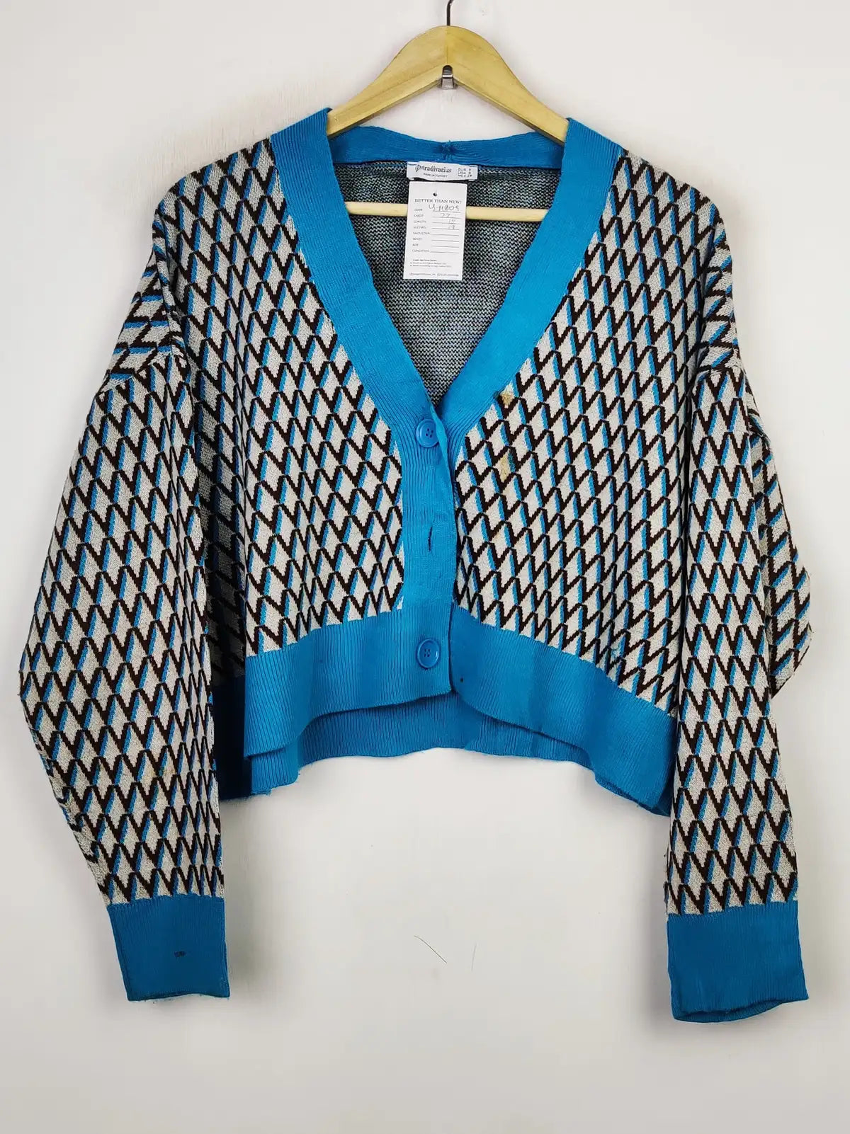 Buy online pre-used pre-loved 100% authentic & Original branded Stradivarius (LS-11809) available in Pakistan. Top international brands avilable.