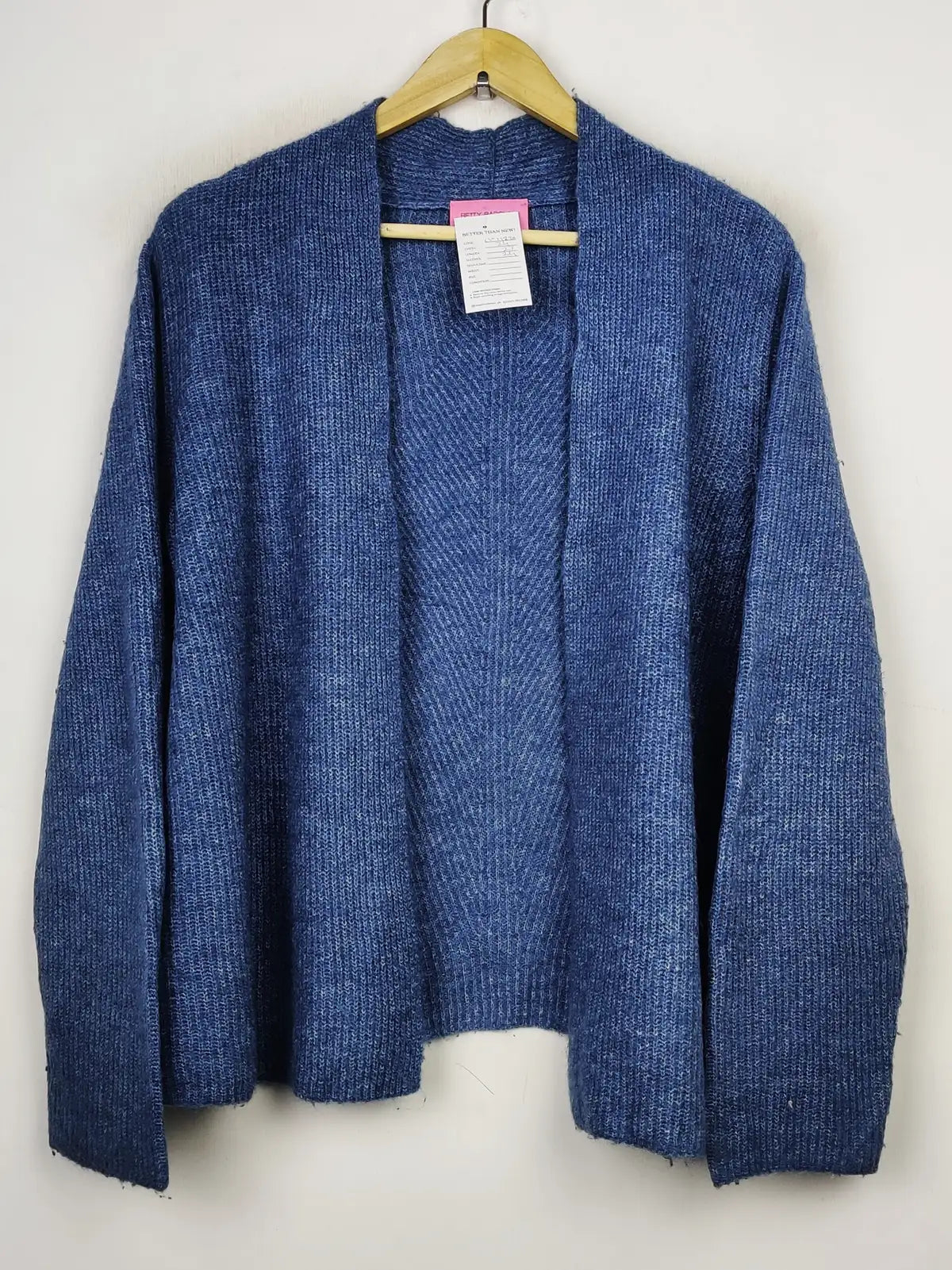 Buy online pre-used pre-loved 100% authentic & Original branded Betty Barclay (LS-11820) available in Pakistan. Top international brands avilable.