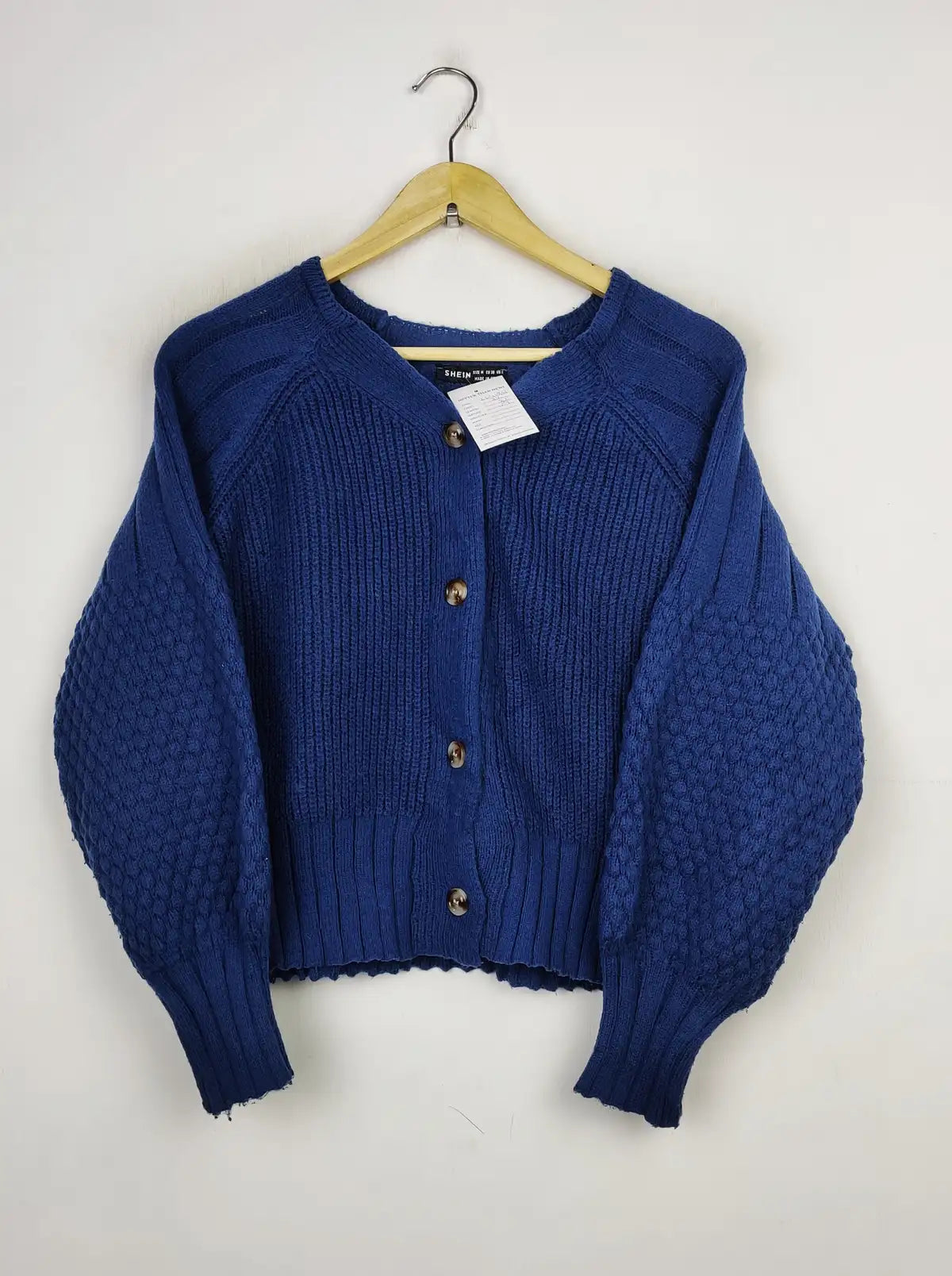 Buy online pre-used pre-loved 100% authentic & Original branded Shein (LS-11835) available in Pakistan. Top international brands avilable.