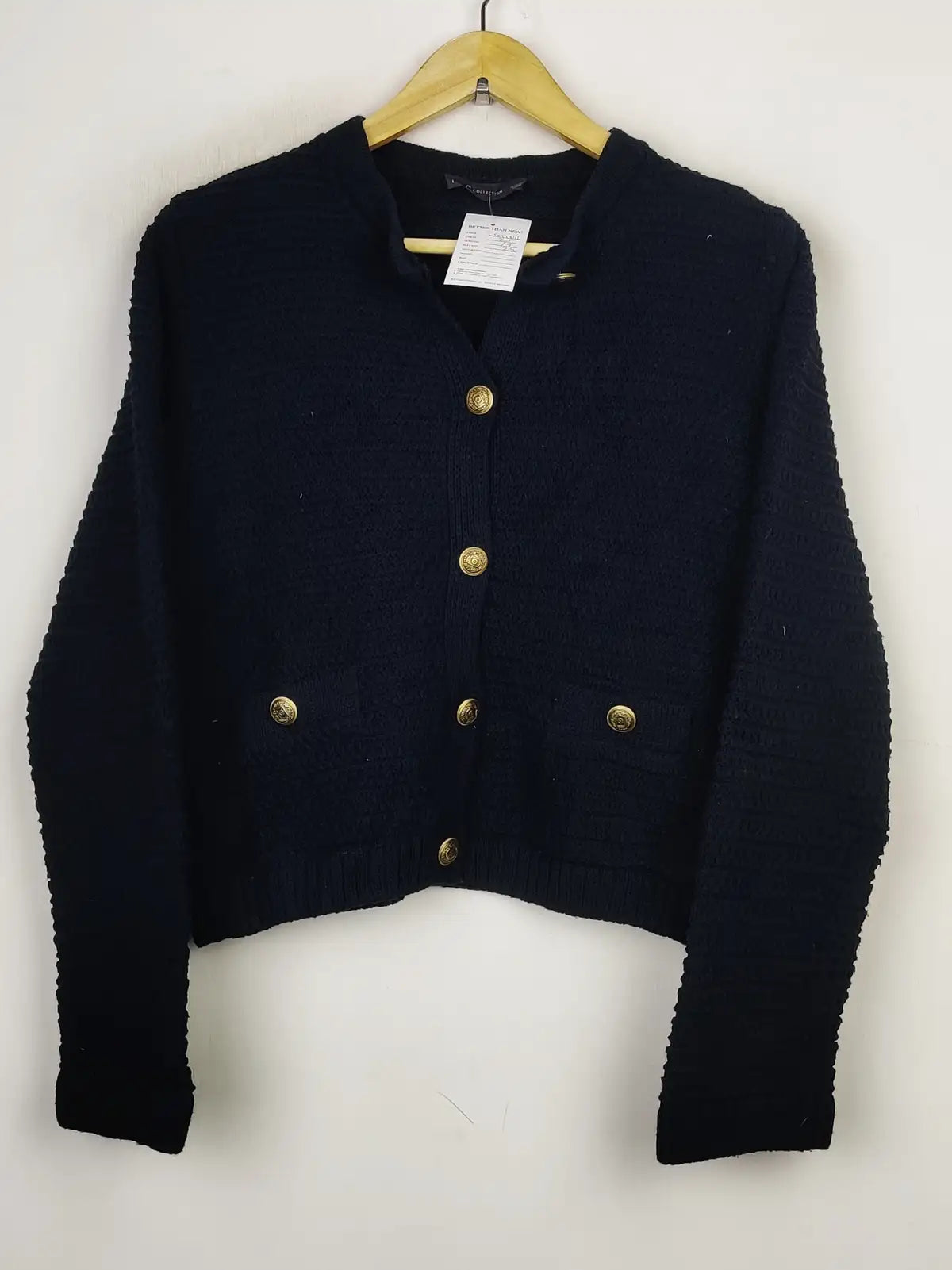 Buy online pre-used pre-loved 100% authentic & Original branded Marks & Spencer (LS-11846) available in Pakistan. Top international brands avilable.