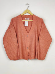 Buy online pre-used pre-loved 100% authentic & Original branded Luisa Ricci (LS-11872) available in Pakistan. Top international brands avilable.