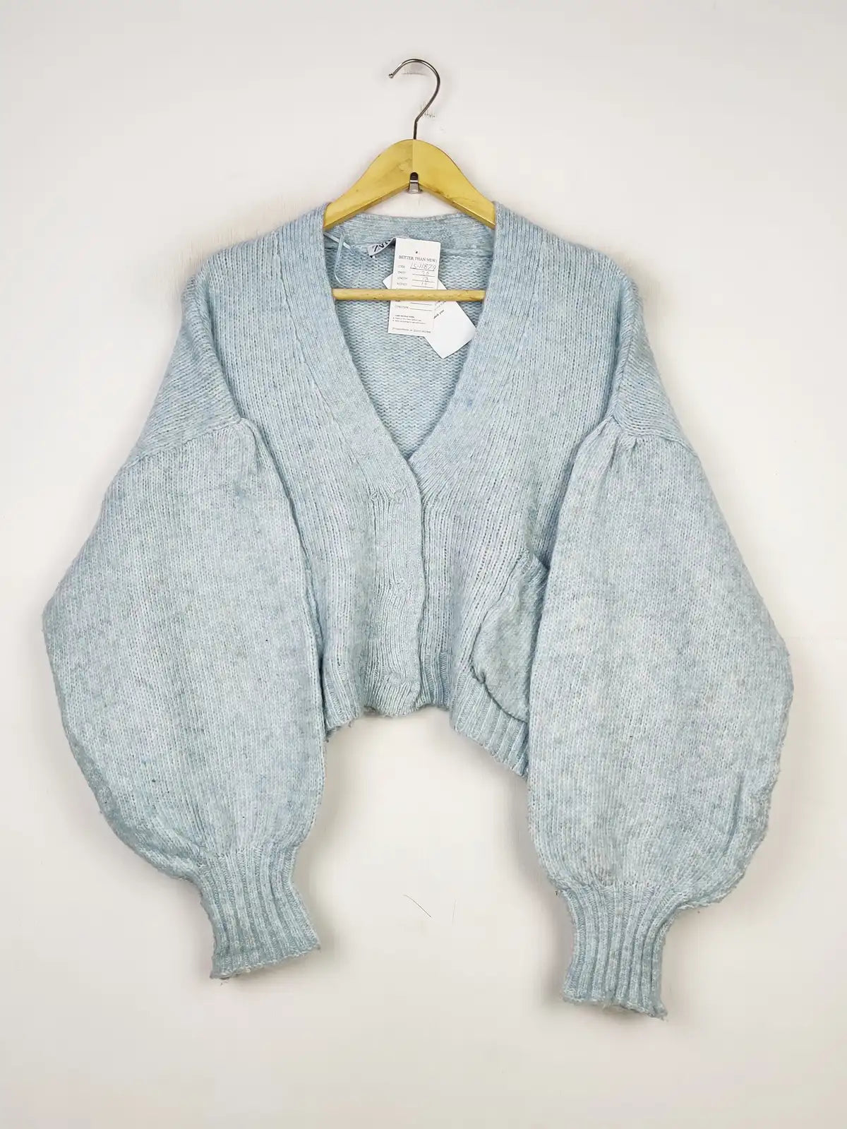 Buy online pre-used pre-loved 100% authentic & Original branded Zara (LS-11879) available in Pakistan. Top international brands avilable.