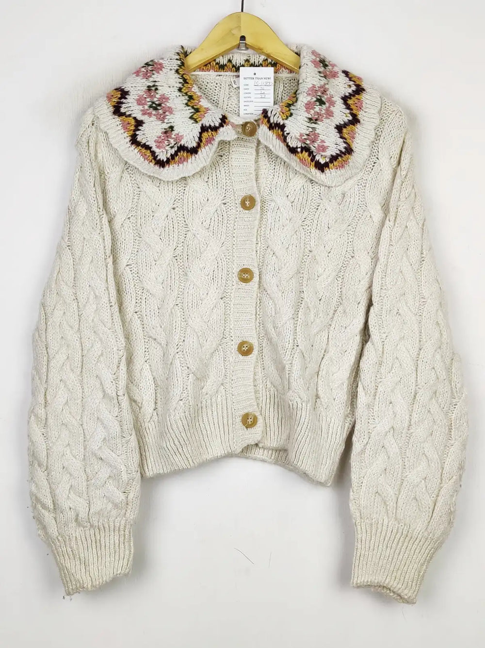 Buy online pre-used pre-loved 100% authentic & Original branded Mng (LS-11882) available in Pakistan. Top international brands avilable.