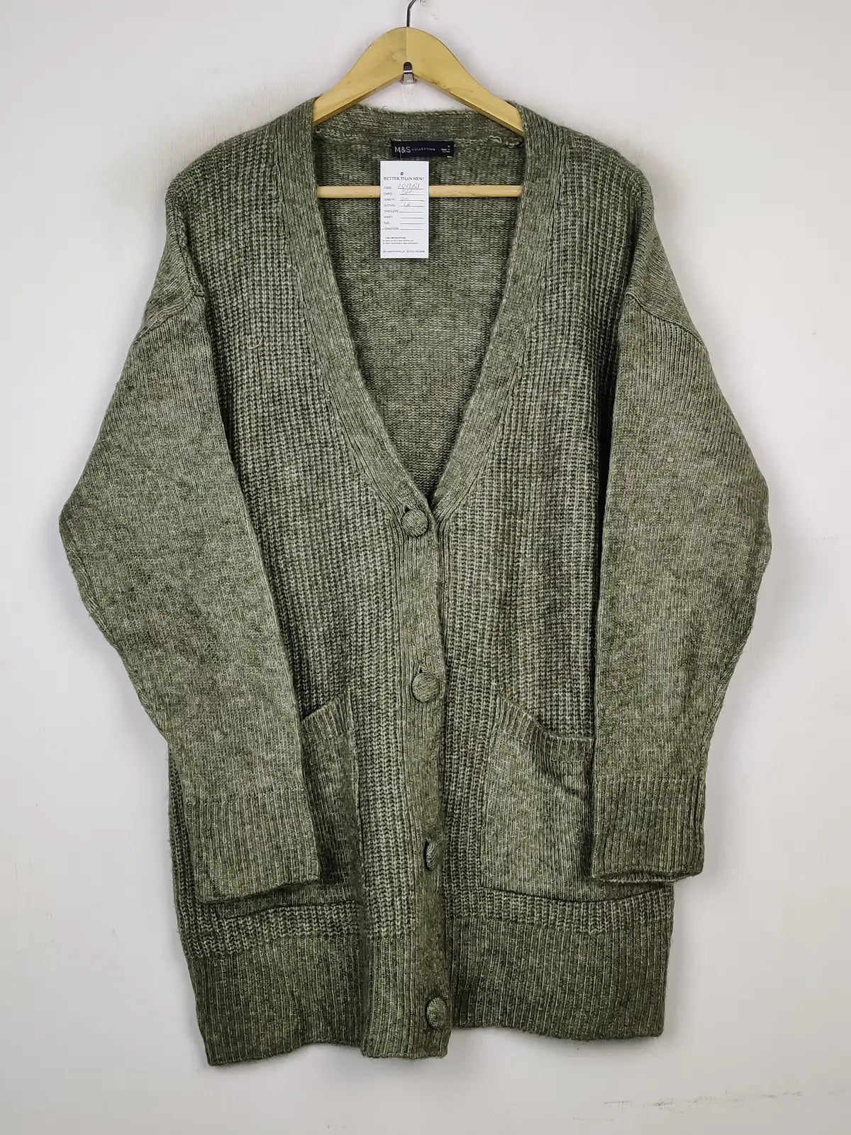 Buy online pre-used pre-loved 100% authentic & Original branded Marks & Spencer (LS-12082) available in Pakistan. Top international brands avilable.