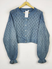 Buy online pre-used pre-loved 100% authentic & Original branded H&M (LS-12091) available in Pakistan. Top international brands avilable.