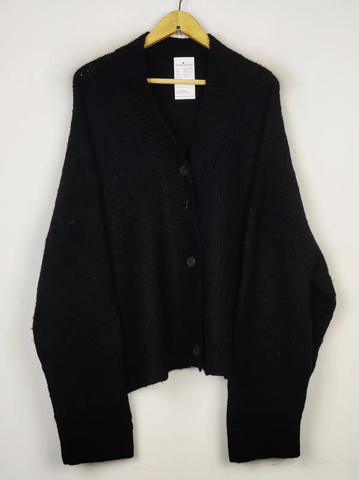 Buy online pre-used pre-loved 100% authentic & Original branded Unknown Brand (LS-12097) available in Pakistan. Top international brands avilable.