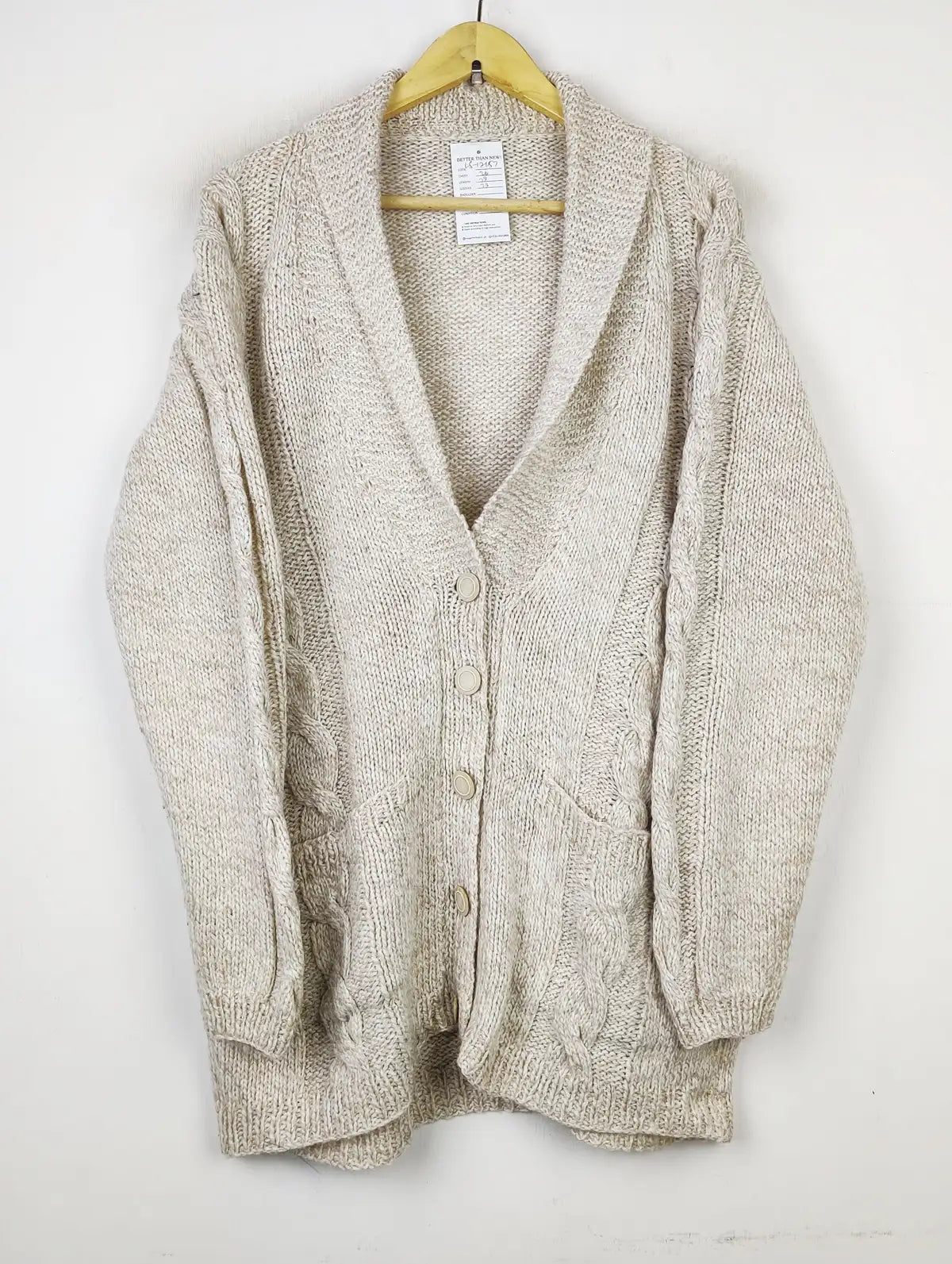 Buy online pre-used pre-loved 100% authentic & Original branded Unknown Brand (LS-12157) available in Pakistan. Top international brands avilable.