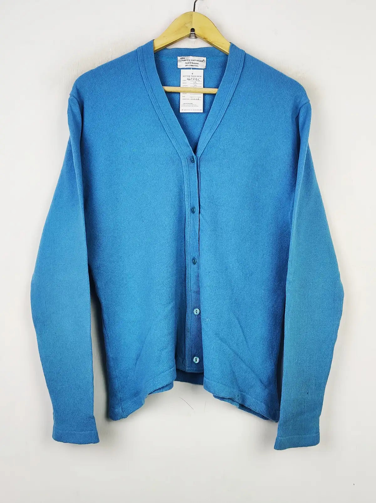 Buy online pre-used pre-loved 100% authentic & Original branded Hawick Knitwear (LS-12165) available in Pakistan. Top international brands avilable.