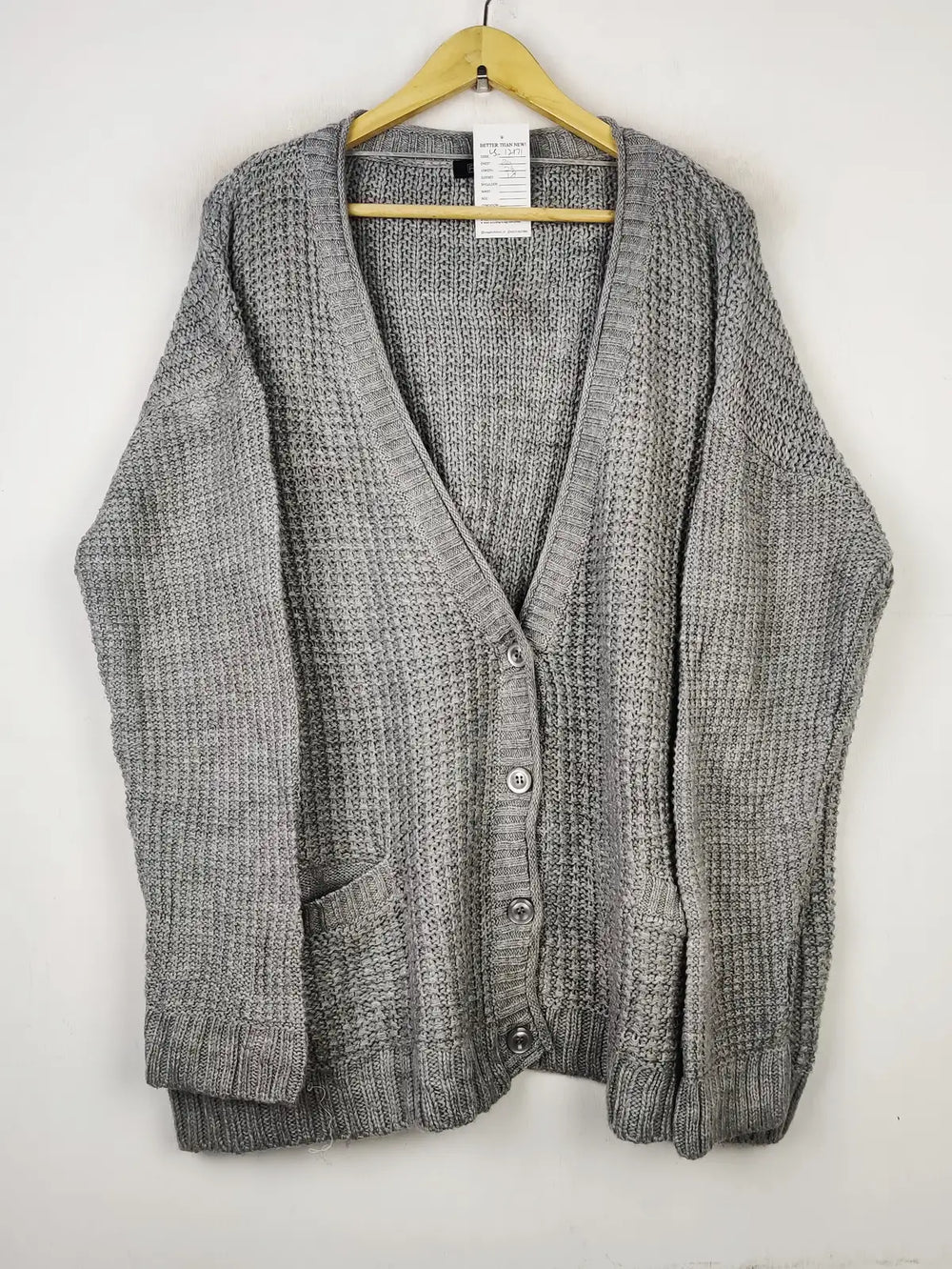 Buy online pre-used pre-loved 100% authentic & Original branded F&F (LS-12171) available in Pakistan. Top international brands avilable.