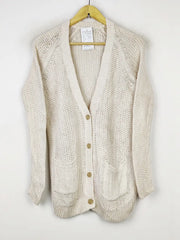 Buy online pre-used pre-loved 100% authentic & Original branded Gap (LS-12177) available in Pakistan. Top international brands avilable.