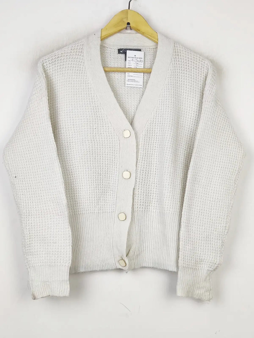 Buy online pre-used pre-loved 100% authentic & Original branded Primark (LS-12192) available in Pakistan. Top international brands avilable.