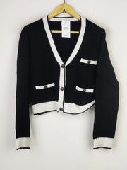 Buy online pre-used pre-loved 100% authentic & Original branded Savida (LS-12409) available in Pakistan. Top international brands avilable.