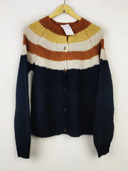 Buy online pre-used pre-loved 100% authentic & Original branded Saint (LS-12454) available in Pakistan. Top international brands avilable.