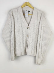 Buy online pre-used pre-loved 100% authentic & Original branded Primark (LS-12493) available in Pakistan. Top international brands avilable.