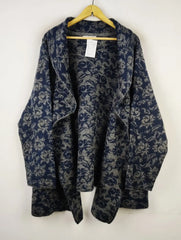 Buy online pre-used pre-loved 100% authentic & Original branded Ellen Tracy (LS-12555) available in Pakistan. Top international brands avilable.