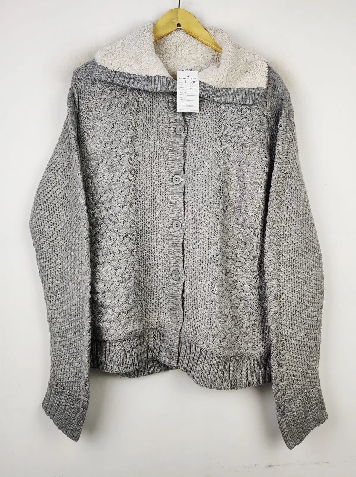 Buy online pre-used pre-loved 100% authentic & Original branded Ovs (LS-12663) available in Pakistan. Top international brands avilable.