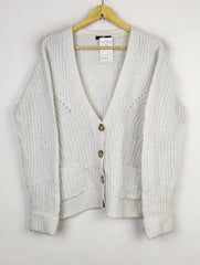 Buy online pre-used pre-loved 100% authentic & Original branded George (LS-12686) available in Pakistan. Top international brands avilable.