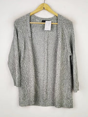 Buy online pre-used pre-loved 100% authentic & Original branded Marks & Spencer (LS-12809) available in Pakistan. Top international brands avilable.