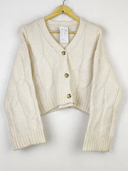 Buy online pre-used pre-loved 100% authentic & Original branded Primark (LS-12870) available in Pakistan. Top international brands avilable.