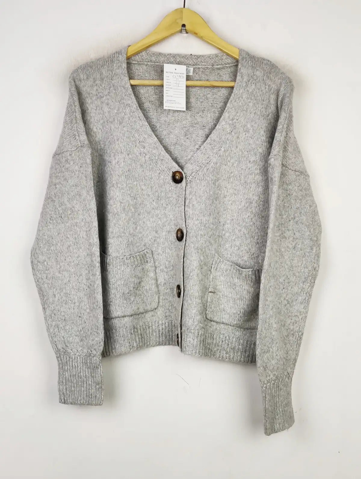 Buy online pre-used pre-loved 100% authentic & Original branded Primark (LS-12892) available in Pakistan. Top international brands avilable.