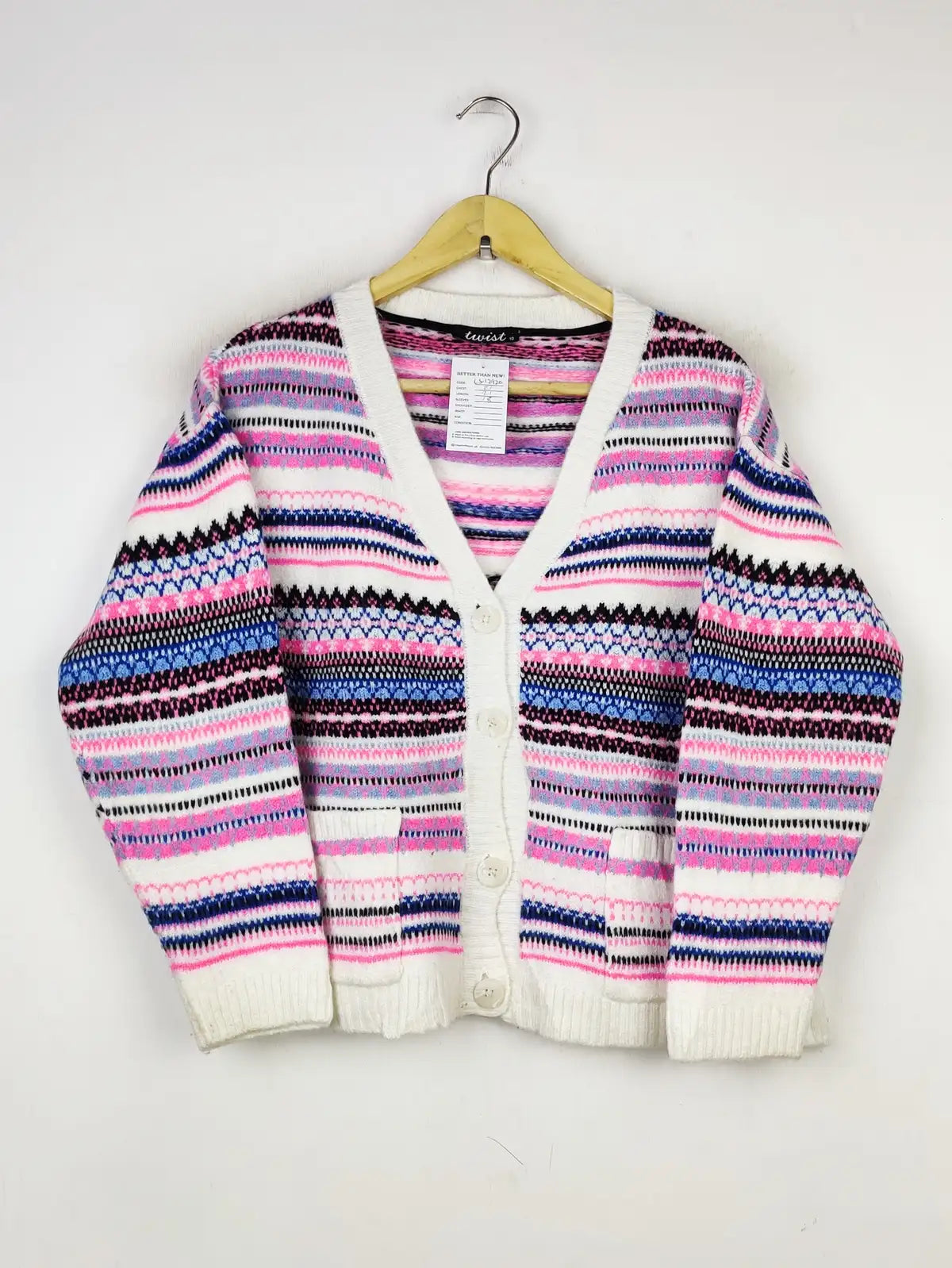 Buy online pre-used pre-loved 100% authentic & Original branded Twist (LS-12920) available in Pakistan. Top international brands avilable.