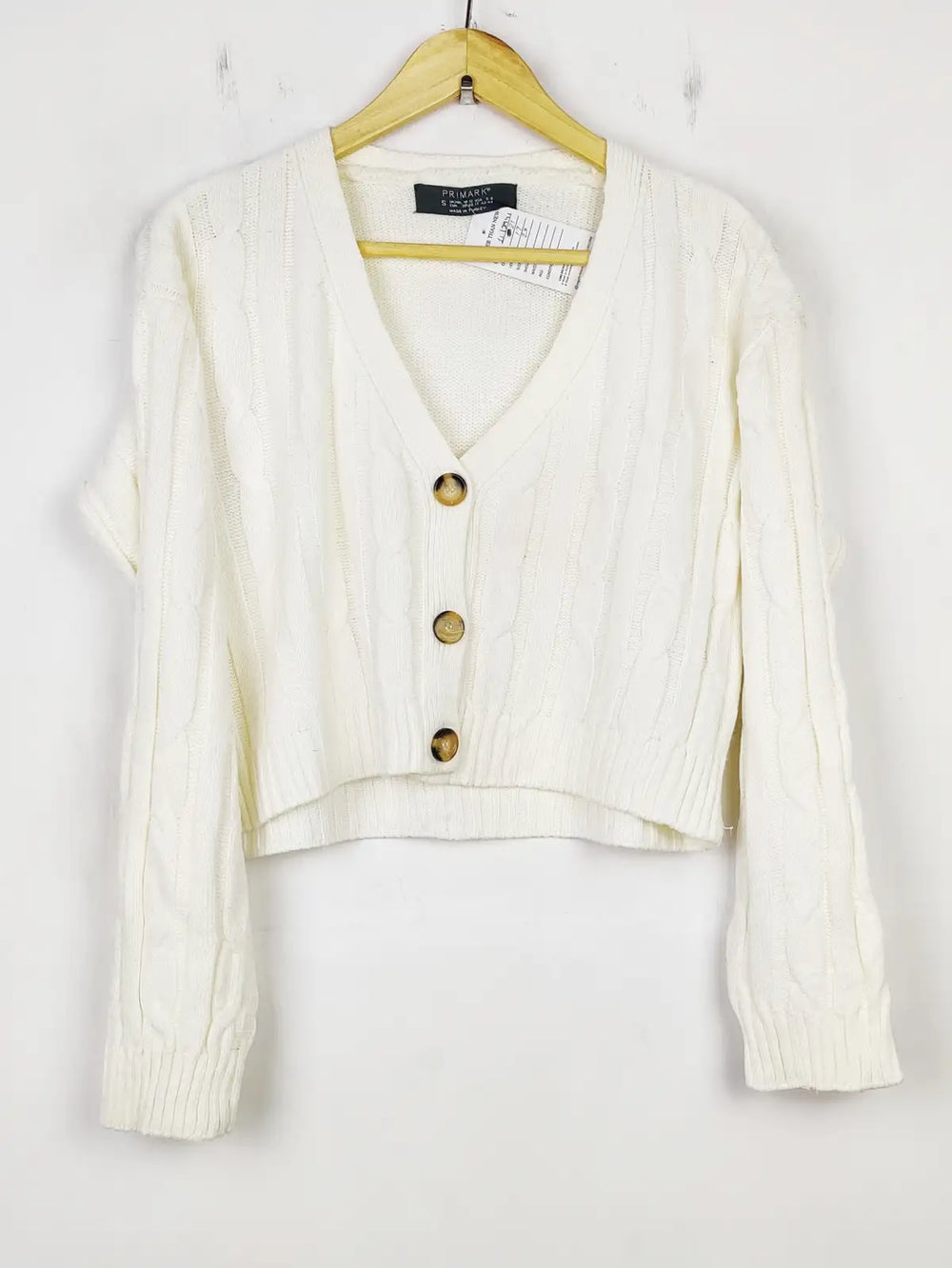 Buy online pre-used pre-loved 100% authentic & Original branded Primark (LS-12941) available in Pakistan. Top international brands avilable.