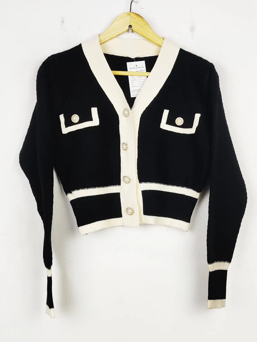 Buy online pre-used pre-loved 100% authentic & Original branded Dazy (LS-12953) available in Pakistan. Top international brands avilable.