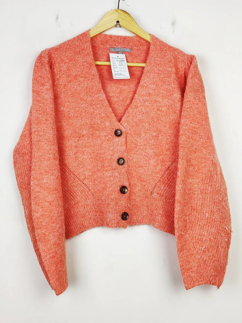 Buy online pre-used pre-loved 100% authentic & Original branded Oliver Bonas (LS-12968) available in Pakistan. Top international brands avilable.