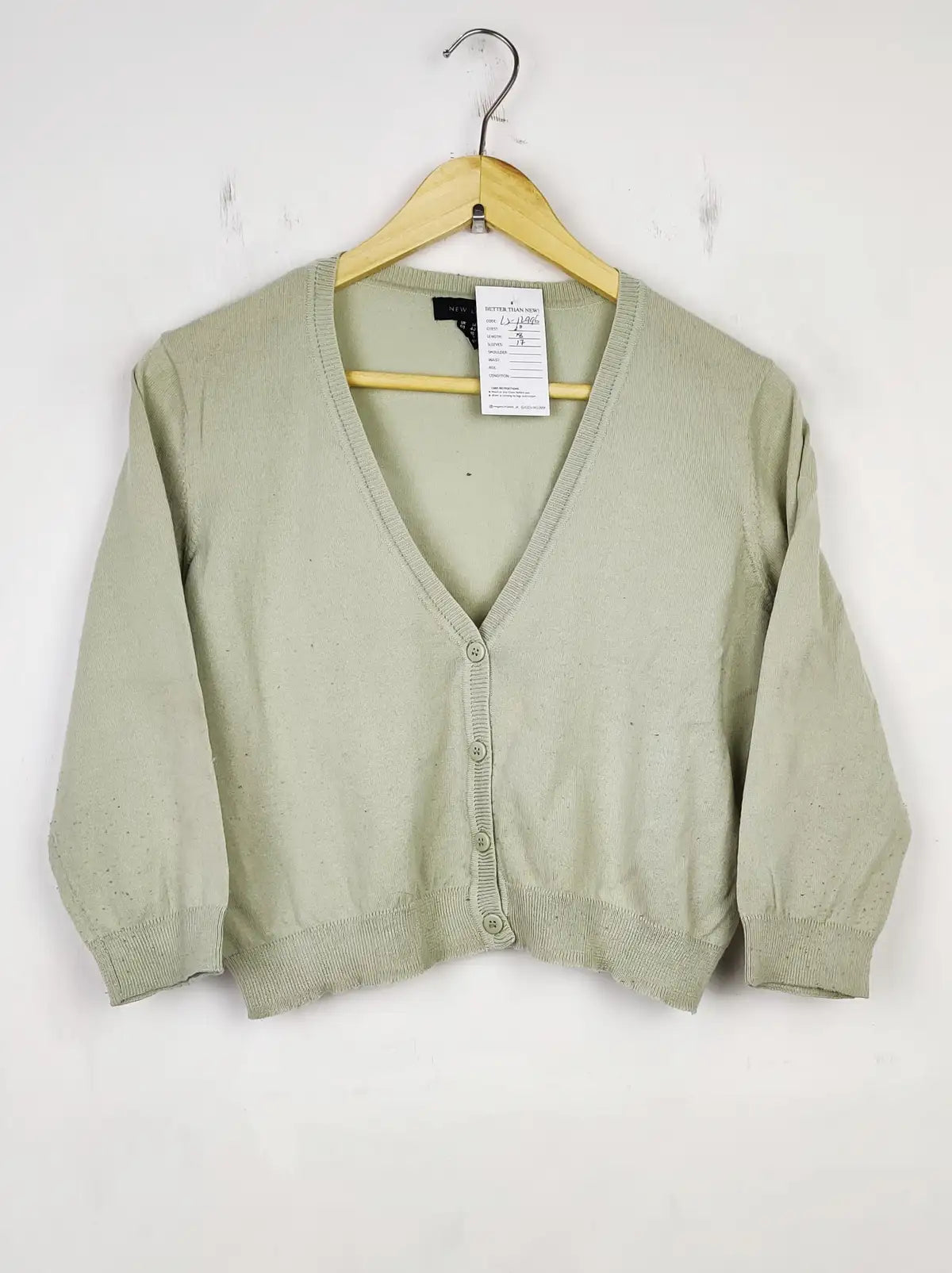 Buy online pre-used pre-loved 100% authentic & Original branded New Look (LS-12996) available in Pakistan. Top international brands avilable.