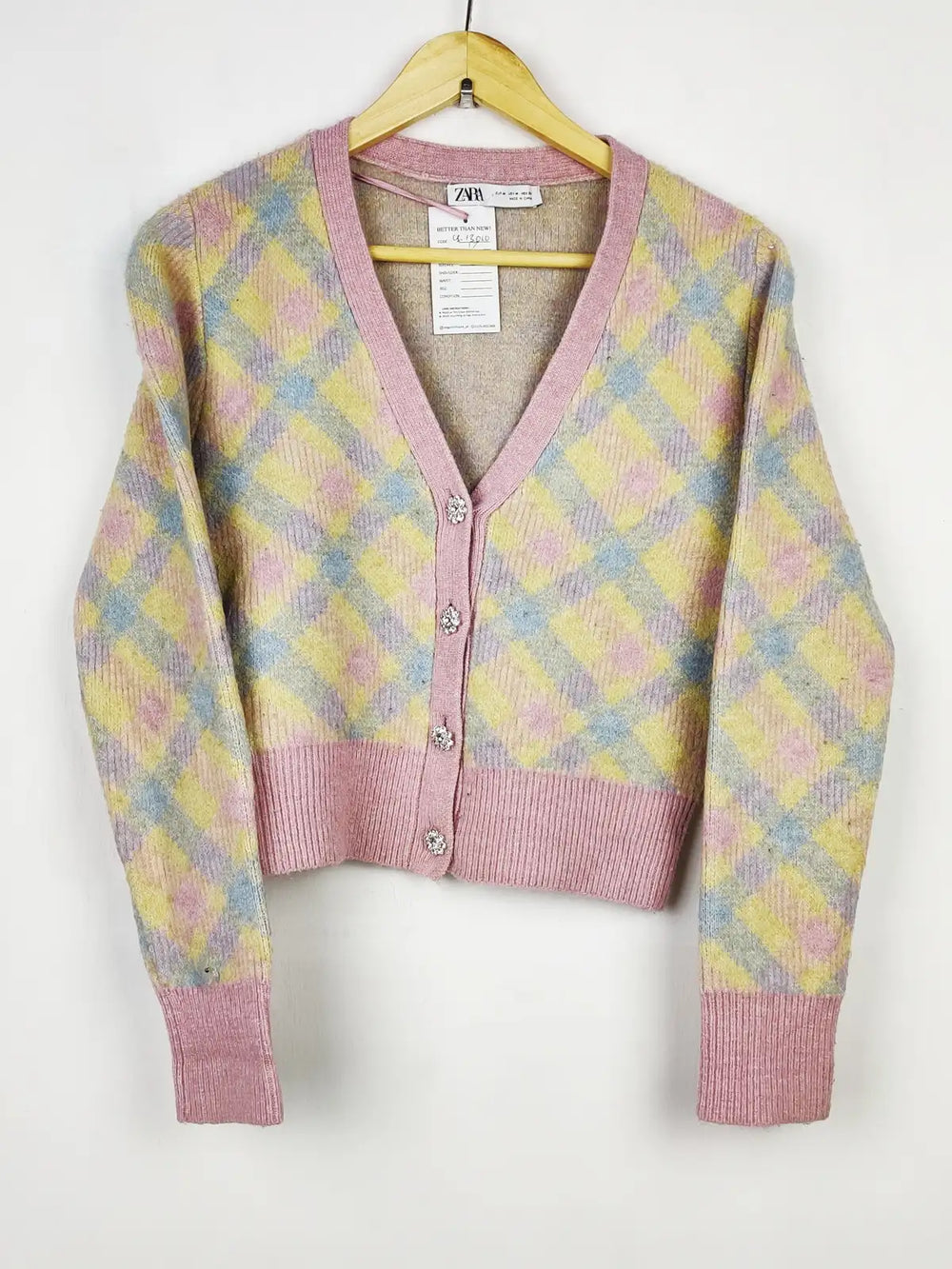 Buy online pre-used pre-loved 100% authentic & Original branded Zara (LS-13010) available in Pakistan. Top international brands avilable.