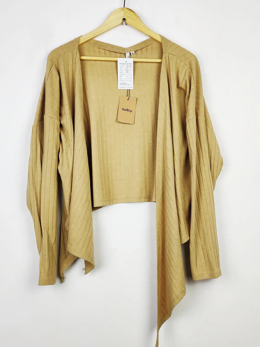 Buy online pre-used pre-loved 100% authentic & Original branded Nly Trend (LS-13019) available in Pakistan. Top international brands avilable.