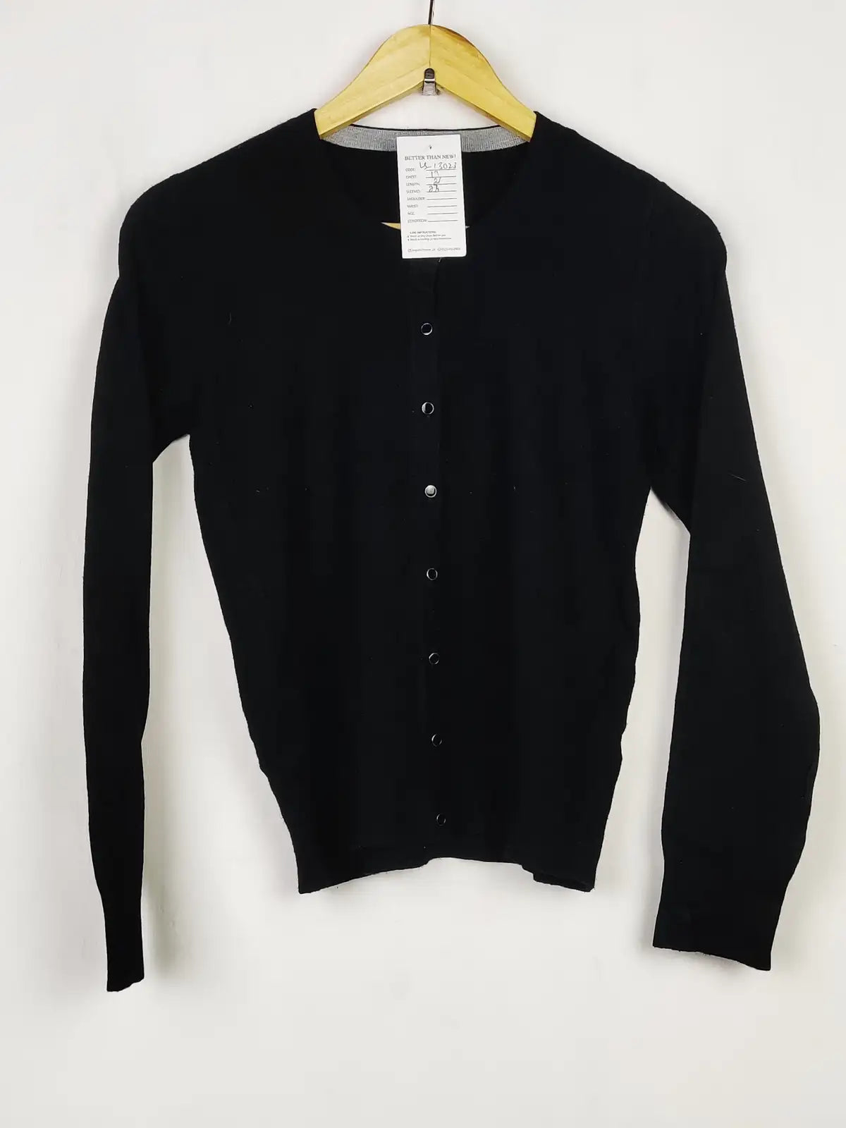 Buy online pre-used pre-loved 100% authentic & Original branded Papaya (LS-13023) available in Pakistan. Top international brands avilable.