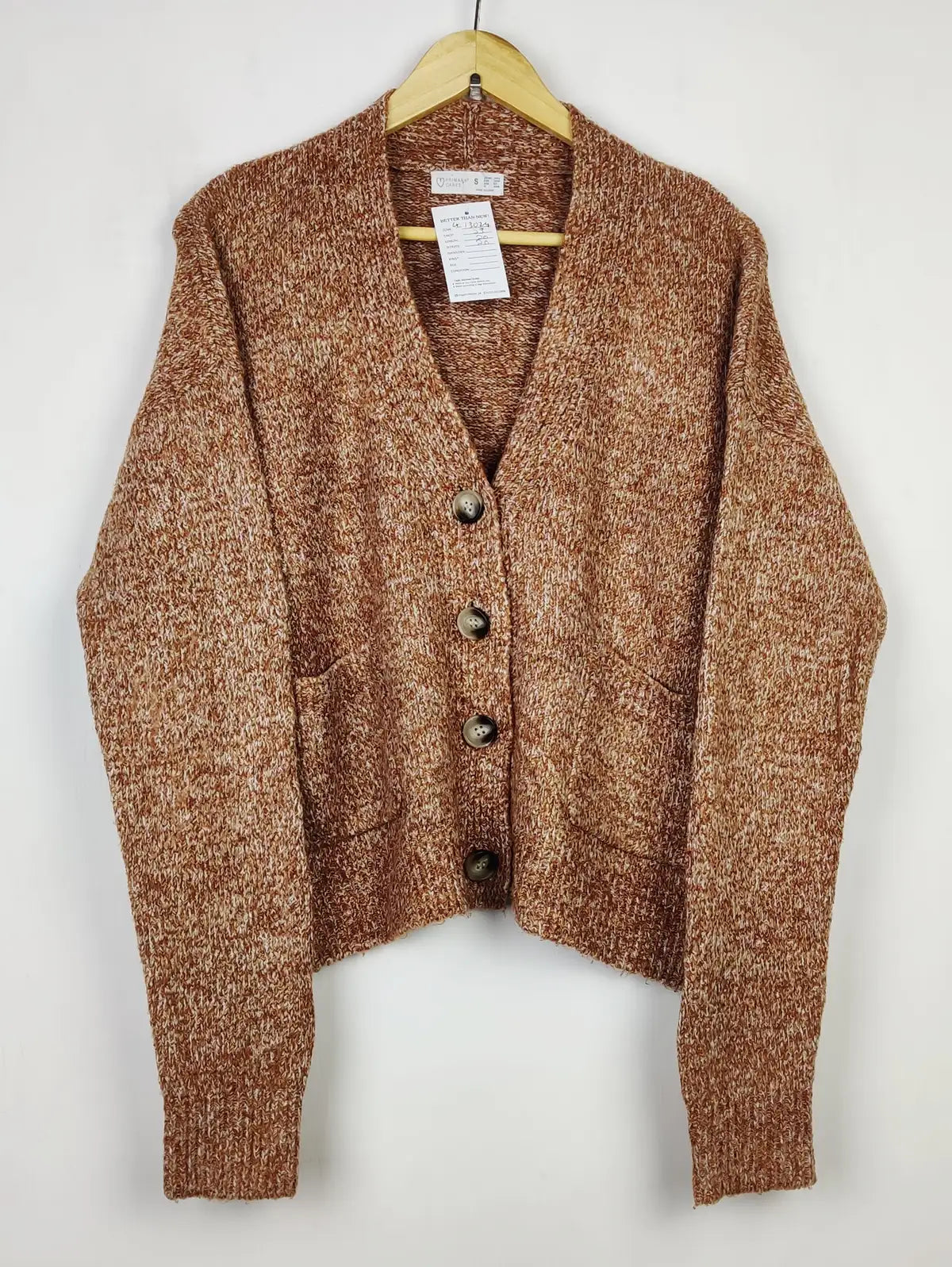 Buy online pre-used pre-loved 100% authentic & Original branded Primark (LS-13024) available in Pakistan. Top international brands avilable.