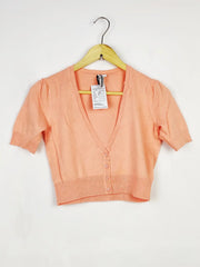 Buy online pre-used pre-loved 100% authentic & Original branded New Look (LS-13026) available in Pakistan. Top international brands avilable.