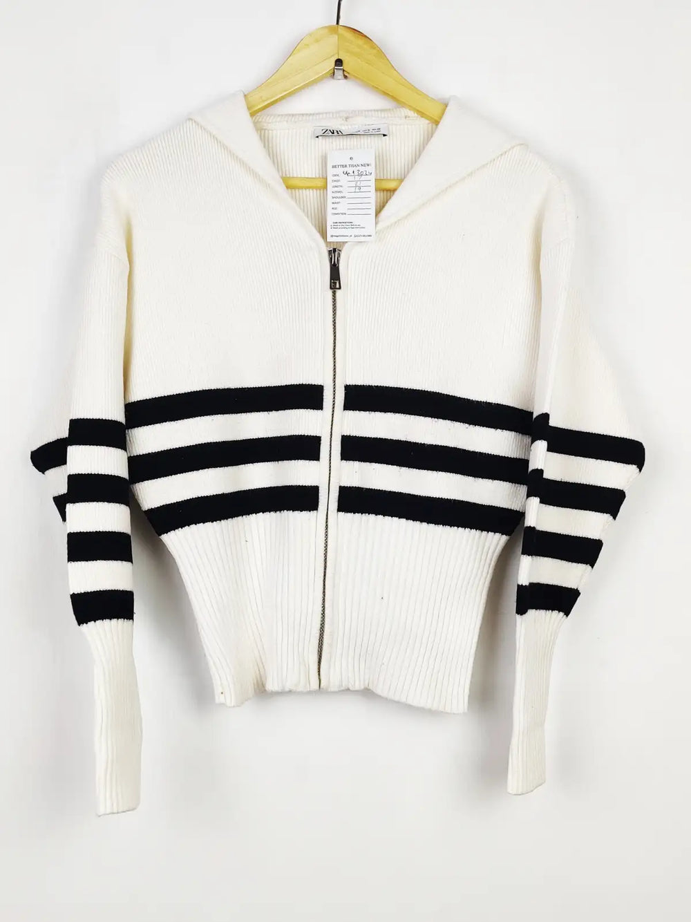 Buy online pre-used pre-loved 100% authentic & Original branded Zara (LS-13034) available in Pakistan. Top international brands avilable.