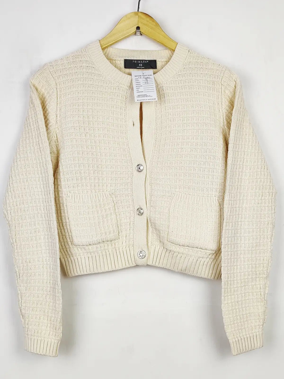 Buy online pre-used pre-loved 100% authentic & Original branded Primark (LS-13046) available in Pakistan. Top international brands avilable.