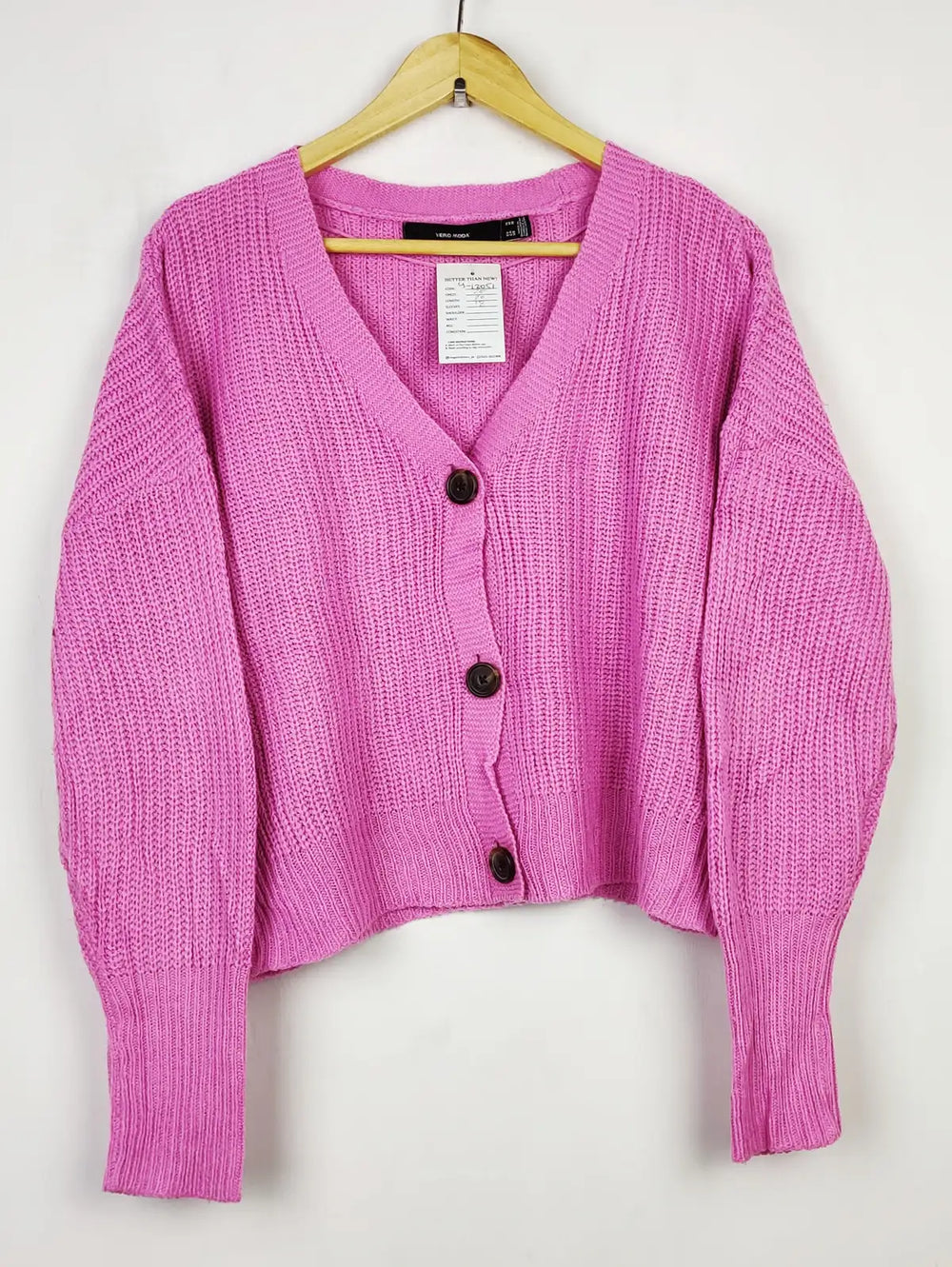 Buy online pre-used pre-loved 100% authentic & Original branded Vero Moda (LS-13051) available in Pakistan. Top international brands avilable.