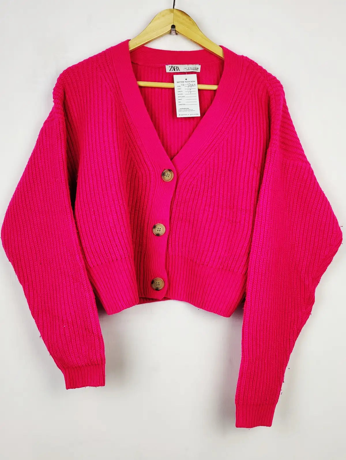 Buy online pre-used pre-loved 100% authentic & Original branded Zara (LS-13064) available in Pakistan. Top international brands avilable.