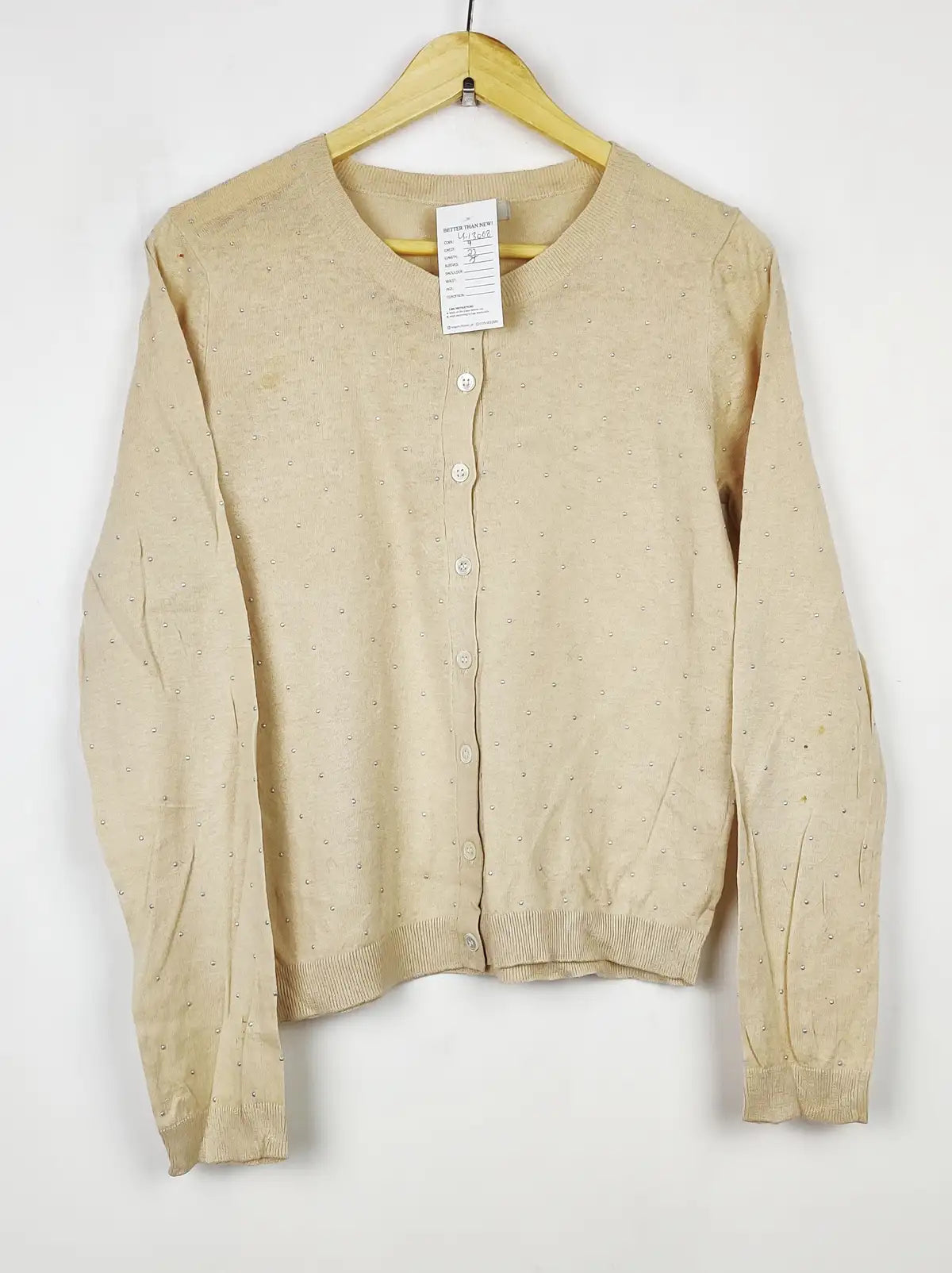 Buy online pre-used pre-loved 100% authentic & Original branded Kew (LS-13068) available in Pakistan. Top international brands avilable.