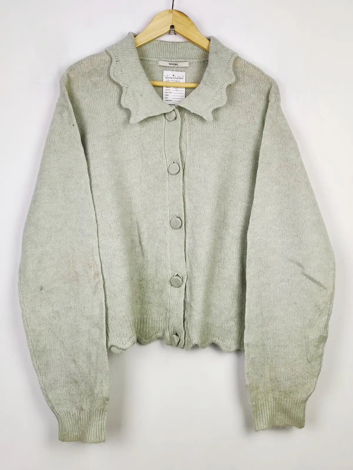 Buy online pre-used pre-loved 100% authentic & Original branded George (LS-13079) available in Pakistan. Top international brands avilable.