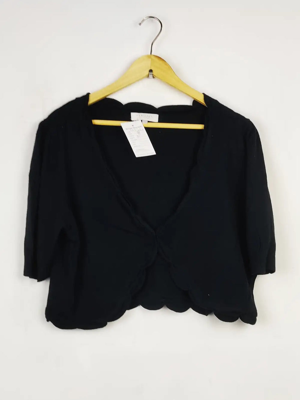 Buy online pre-used pre-loved 100% authentic & Original branded Debenhams (LS-13082) available in Pakistan. Top international brands avilable.