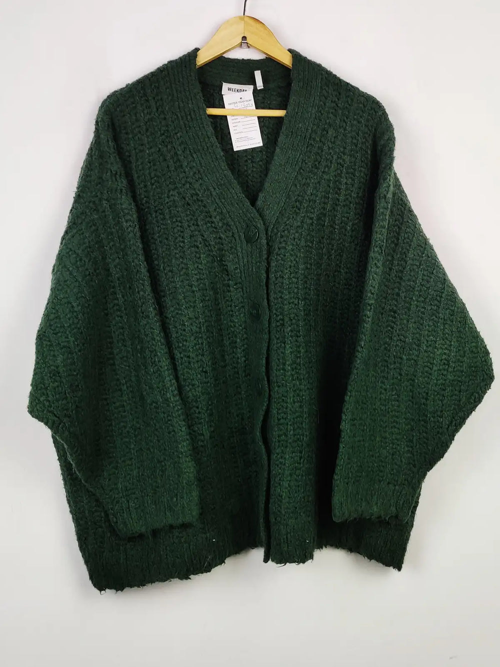 Buy online pre-used pre-loved 100% authentic & Original branded Weekday (LS-13094) available in Pakistan. Top international brands avilable.