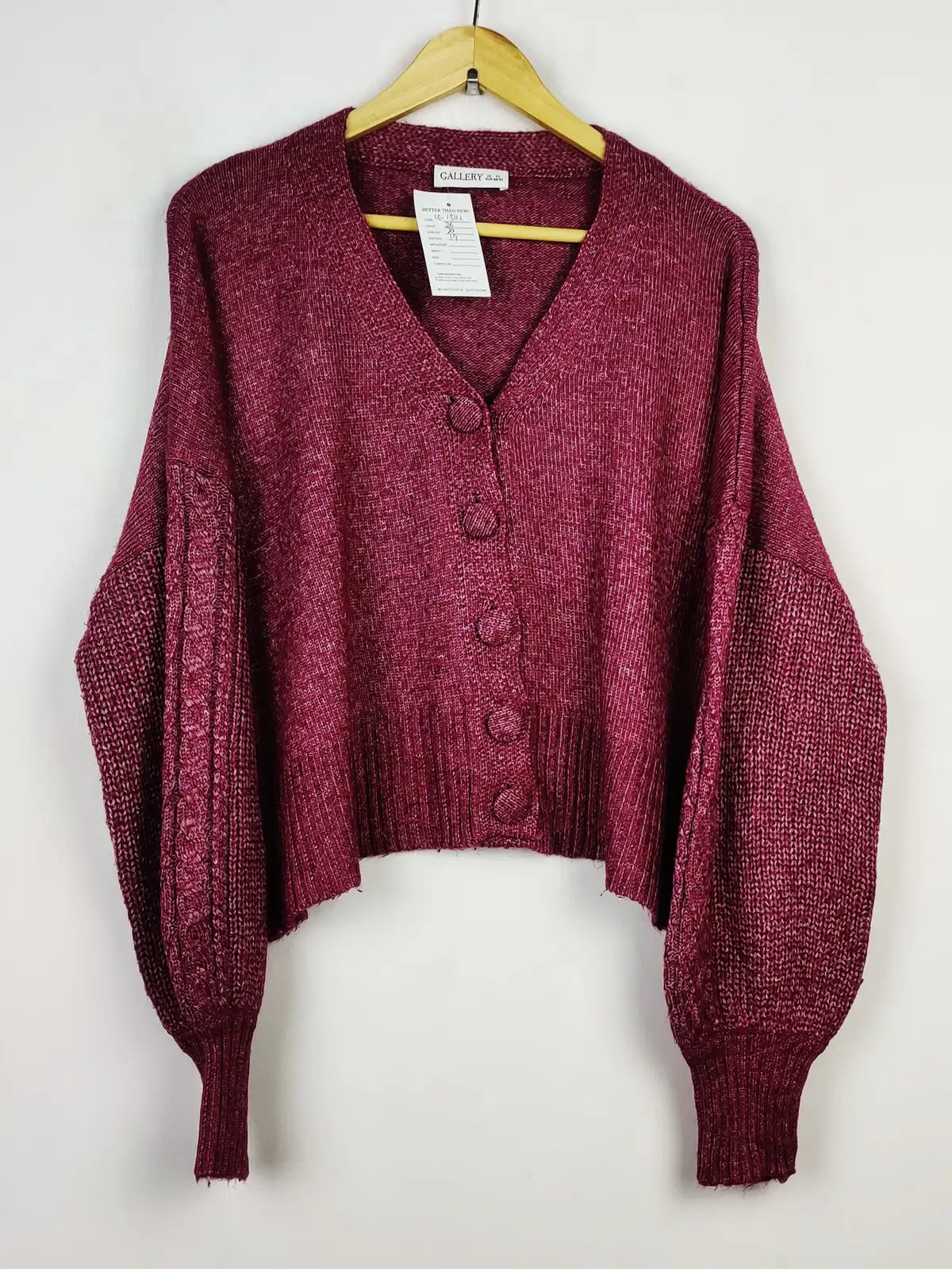 Buy online pre-used pre-loved 100% authentic & Original branded Gallery (LS-13112) available in Pakistan. Top international brands avilable.