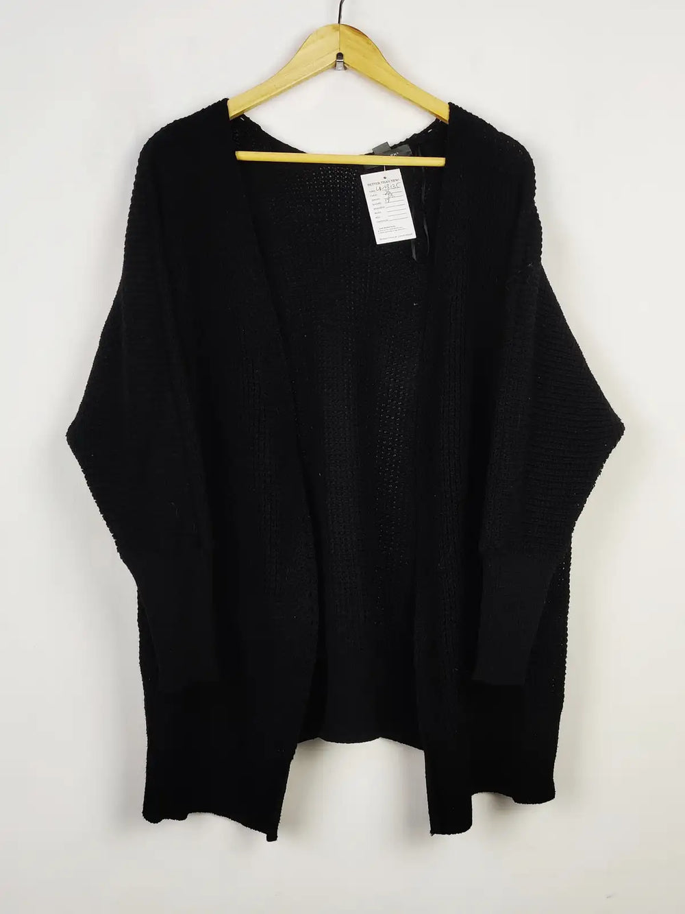 Buy online pre-used pre-loved 100% authentic & Original branded Primark (LS-13135) available in Pakistan. Top international brands avilable.