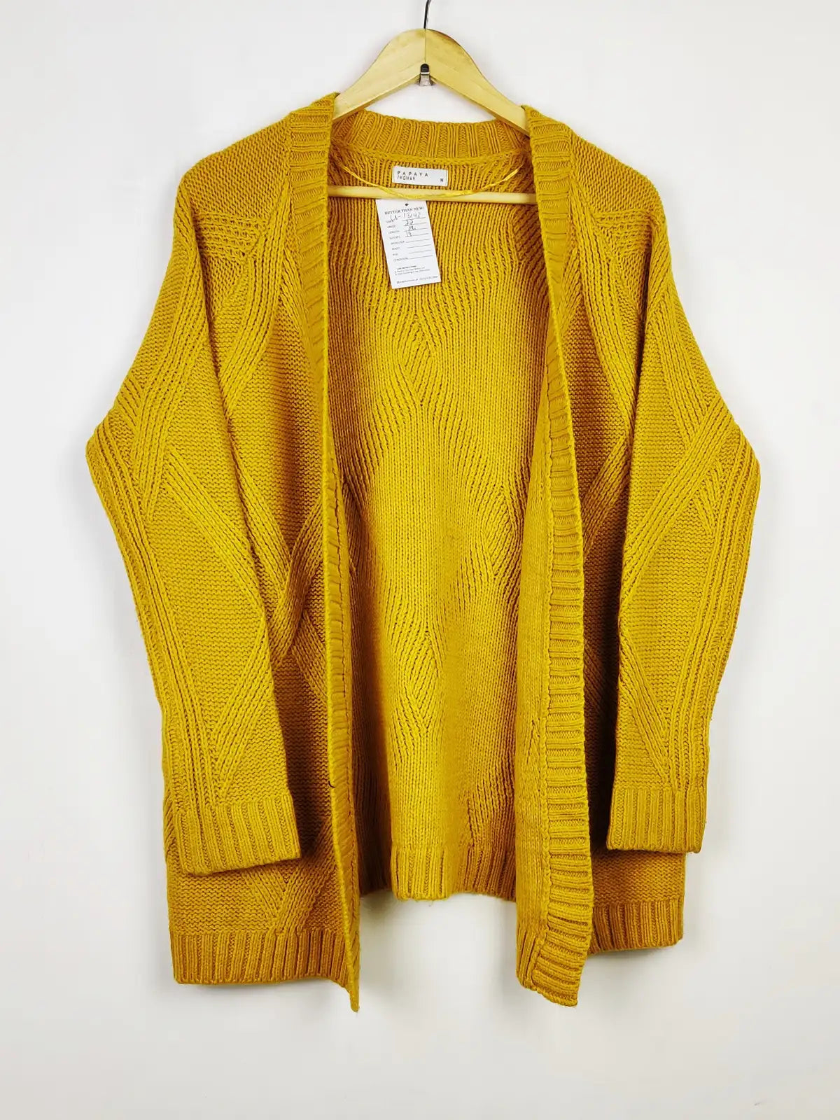 Buy online pre-used pre-loved 100% authentic & Original branded Papaya (LS-13143) available in Pakistan. Top international brands avilable.