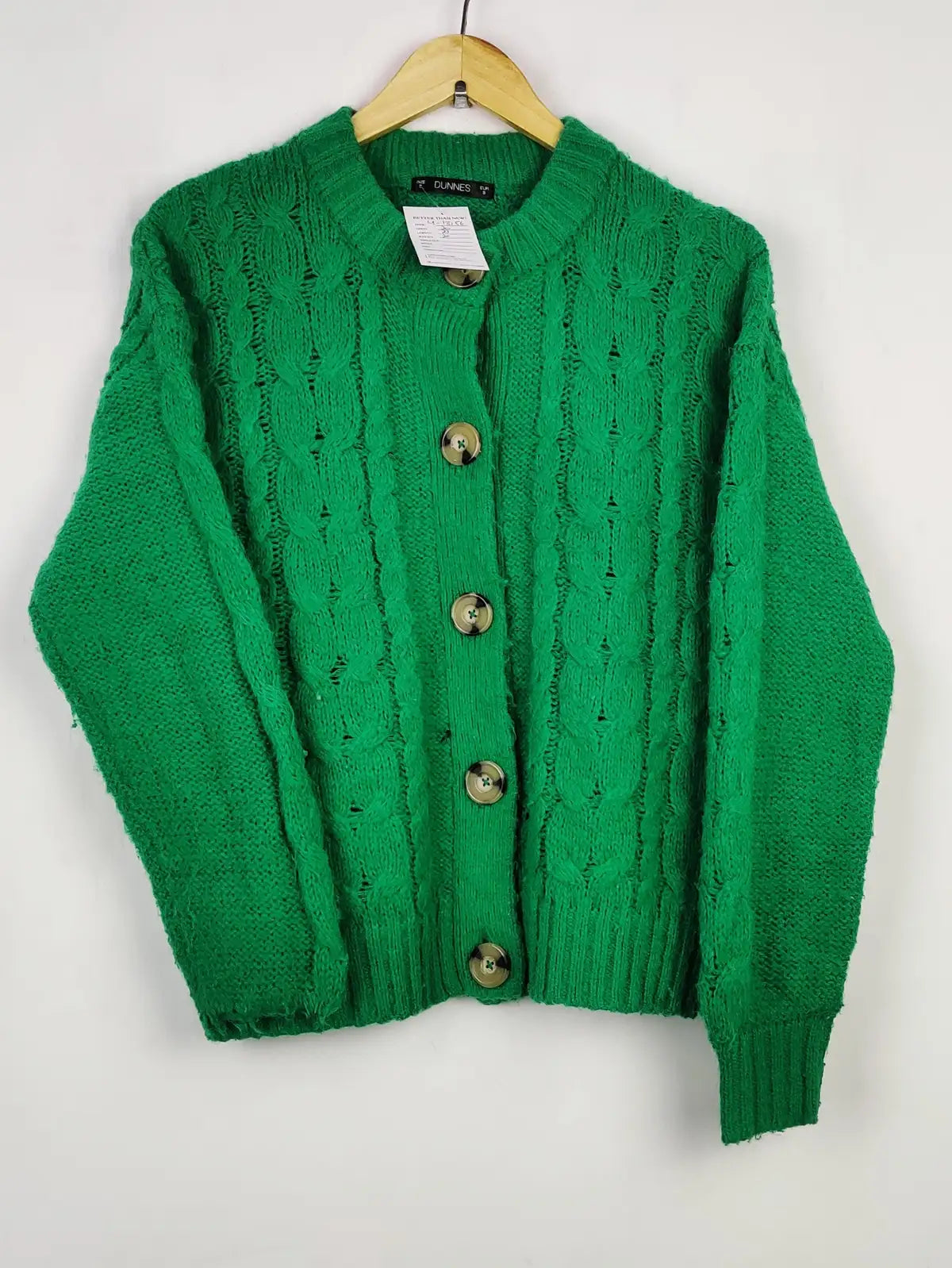 Buy online pre-used pre-loved 100% authentic & Original branded Dunnes Stores (LS-13156) available in Pakistan. Top international brands avilable.