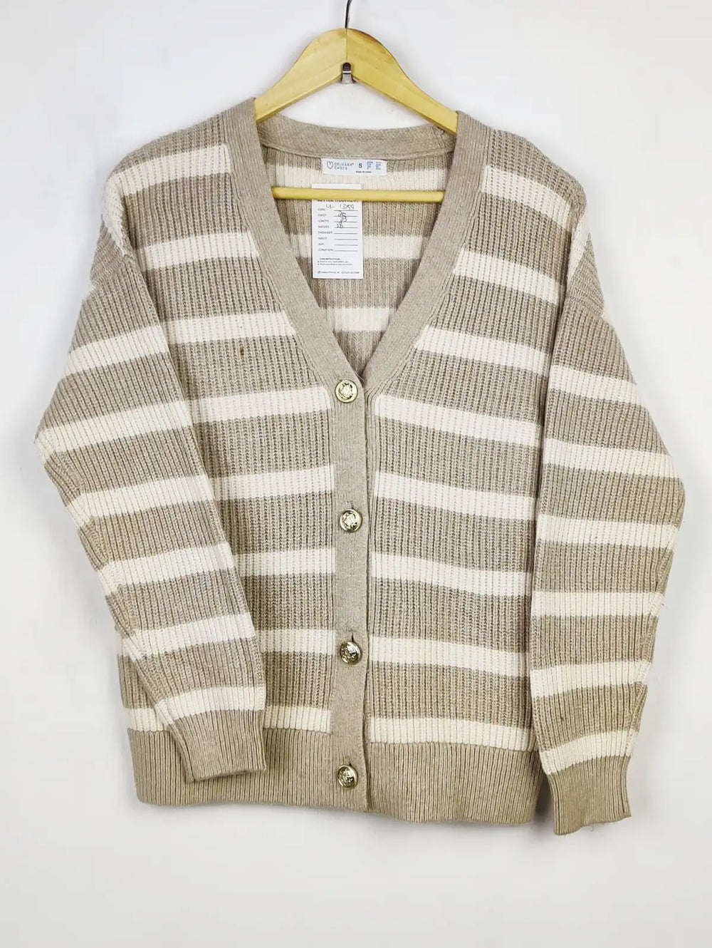 Buy online pre-used pre-loved 100% authentic & Original branded Primark (LS-13159) available in Pakistan. Top international brands avilable.