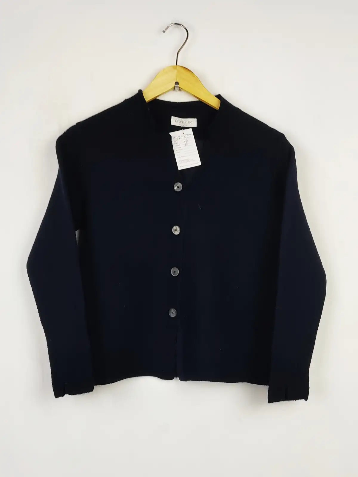 Buy online pre-used pre-loved 100% authentic & Original branded Gran Sasso (LS-13166) available in Pakistan. Top international brands avilable.